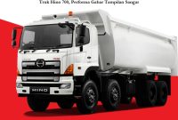 Truk Hino 700